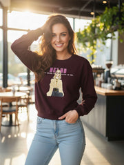 HELHO Crop Sweatshirt – Bold Streetwear Vibes for Pre-Winter Fashion