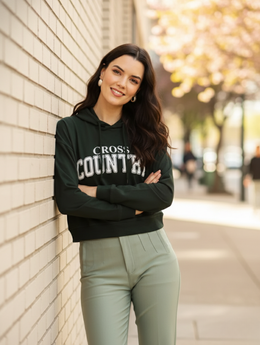 Cross Country Crop Hoodie – Sporty Streetwear Energy in Bottle Green