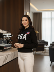 USA Crop Hoodie – Classic Streetwear Style for Pre-Winter Fits